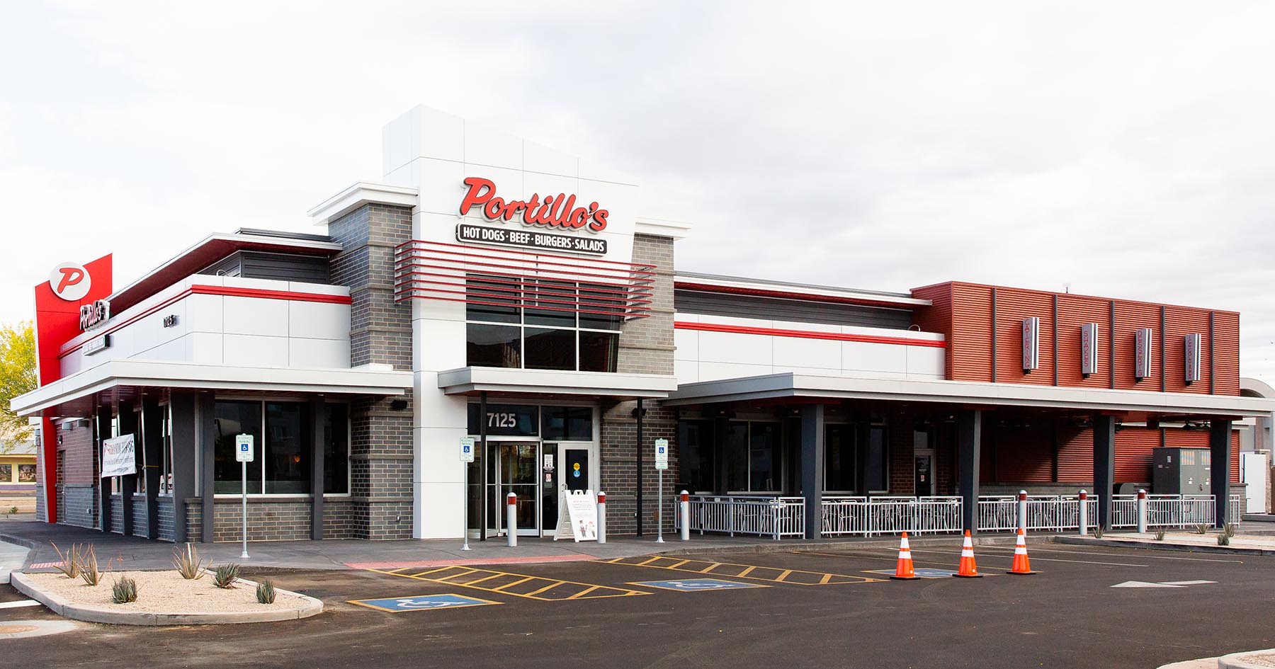 Portillo's opens in Glendale, AZ New Restaurant Openings News