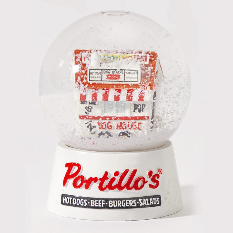 portillos-dog-house-snow-globe